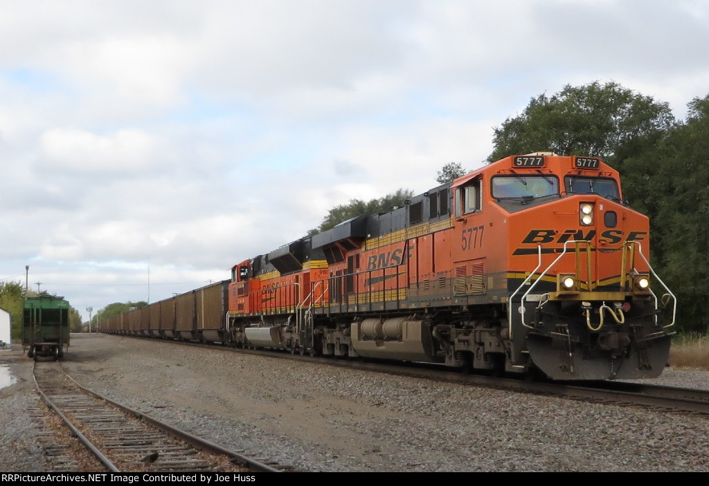 BNSF 5777 East